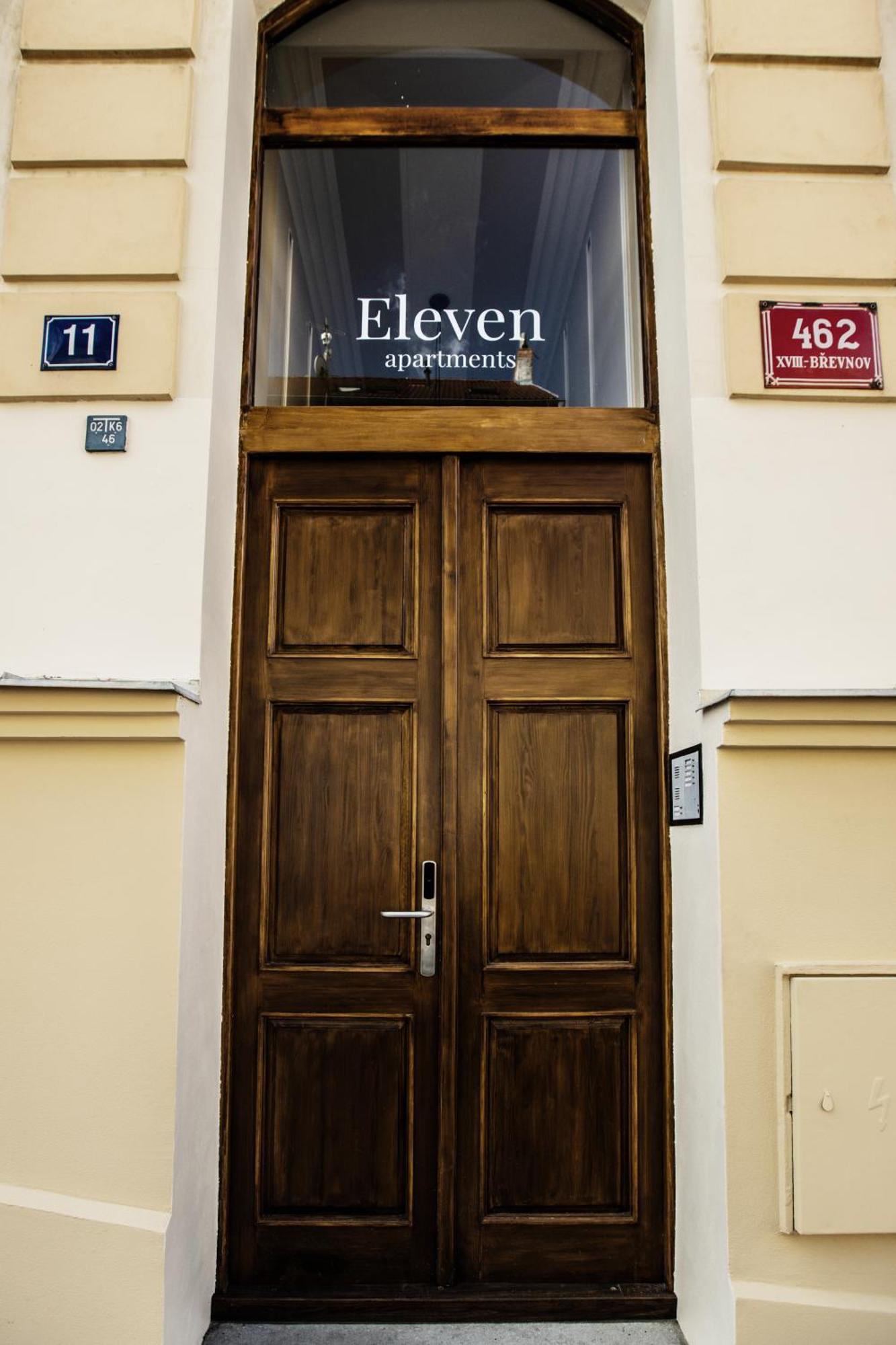 Eleven Apartments Praga Esterno foto